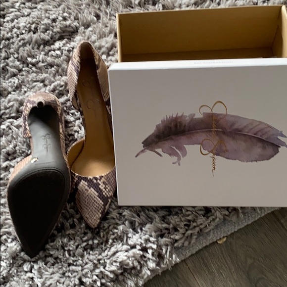 Jessica Simpson shoes - Picture 4 of 4